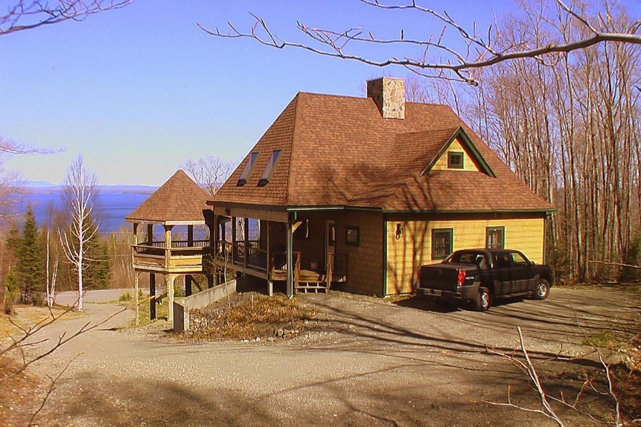 Eagle'S Nest Villa Greenville Exterior photo