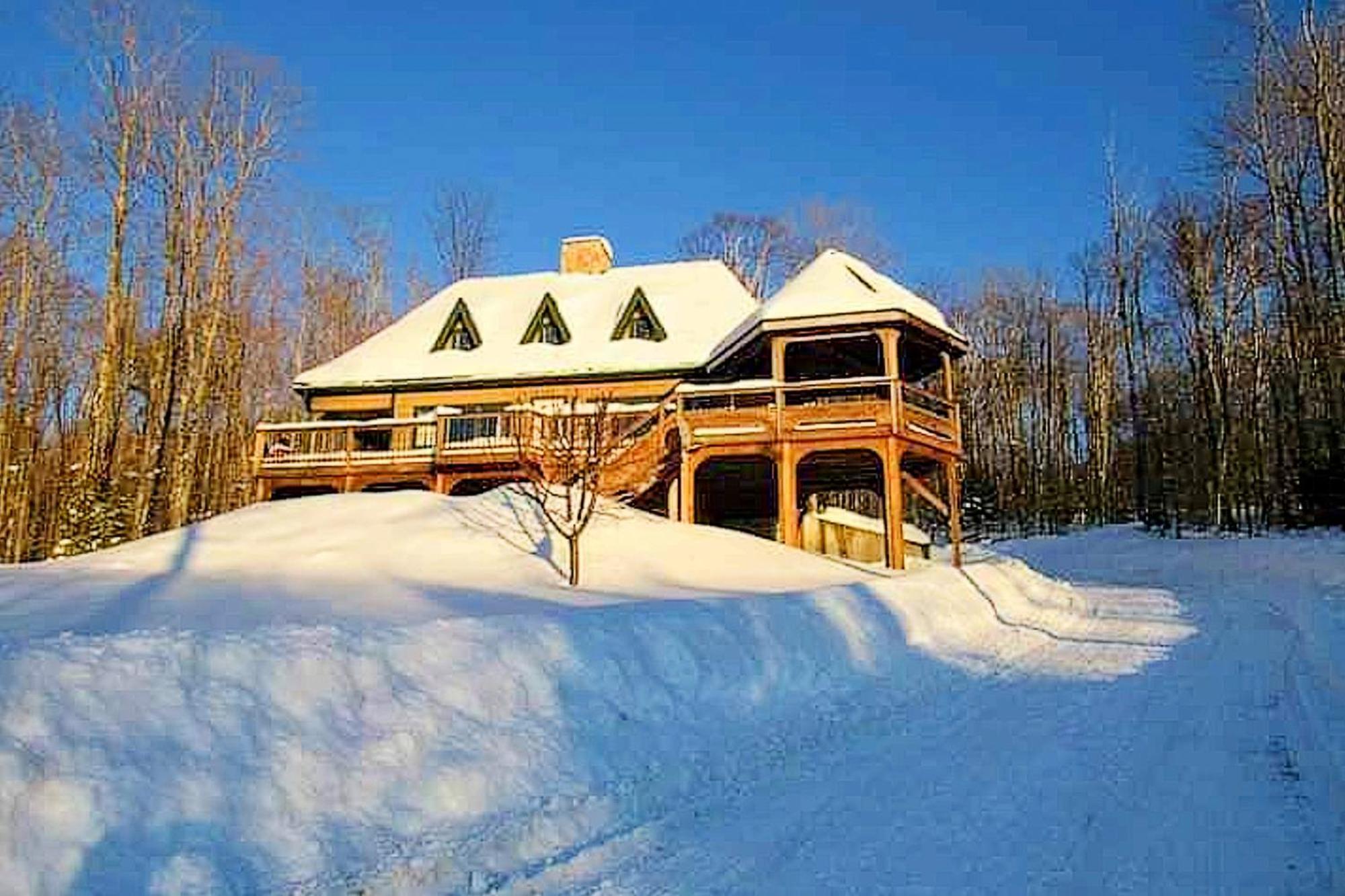 Eagle'S Nest Villa Greenville Exterior photo